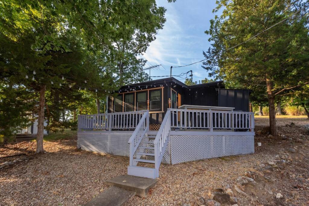Funky Little Lakehouse - Private Dock And Sunset View Sunrise Beach Exteriör bild